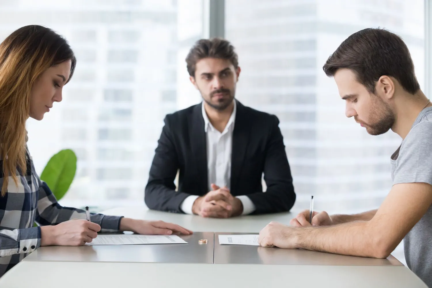 How EH Mediation Guides Couples Toward Fair and Balanced Outcomes Hayle