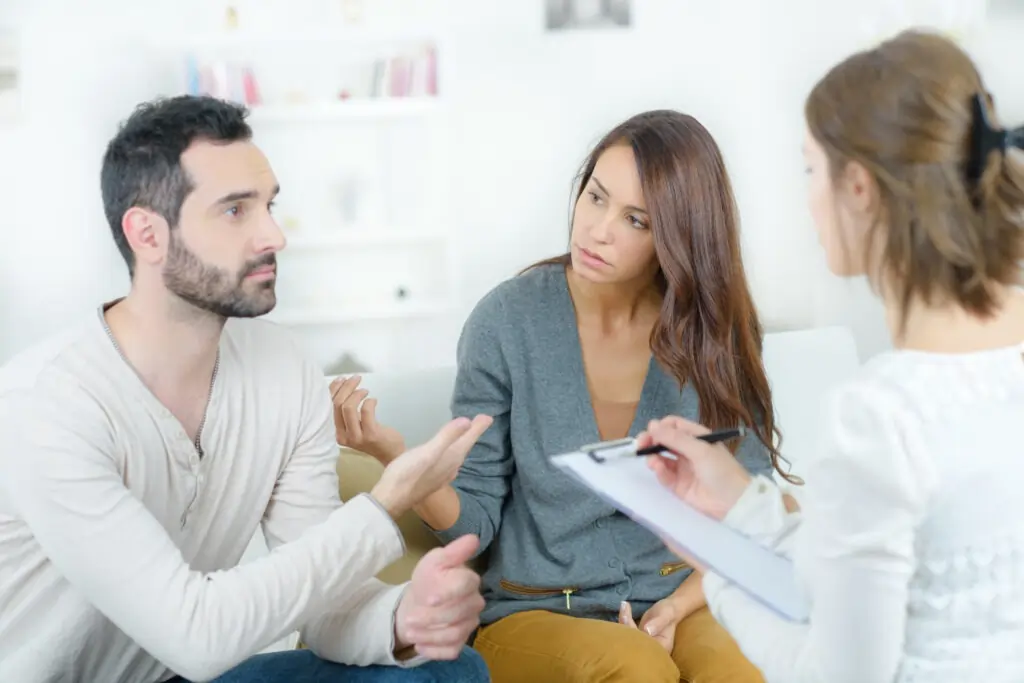 Avoiding Common Pitfalls: Lessons from Experienced Mediators Hayle